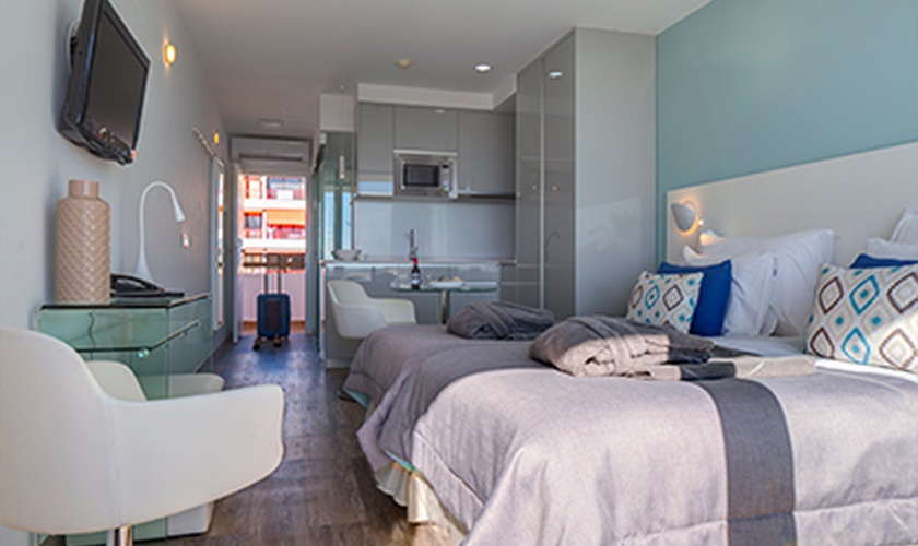 Junior suite swim up Coral Ocean View Costa Adeje Junior suite swim up Coral Ocean View Costa Adeje