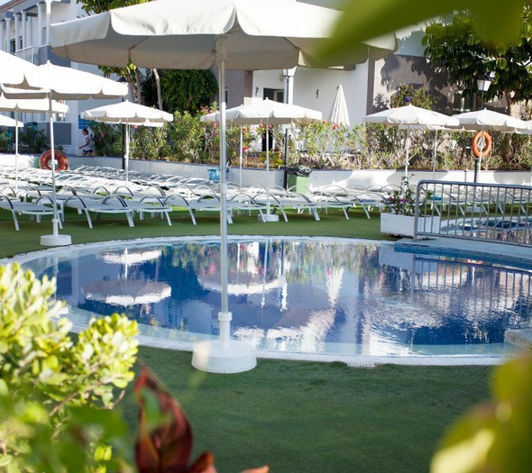 Piscina infantil Apartamentos Coral Compostela Beach Golf Playa de las Américas
