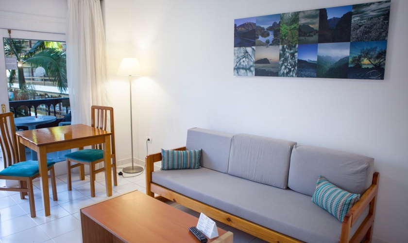 Junior suite vista jardin / piscina Coral Teide Mar Puerto de la Cruz Junior suite vista jardin / piscina Coral Teide Mar Puerto de la Cruz