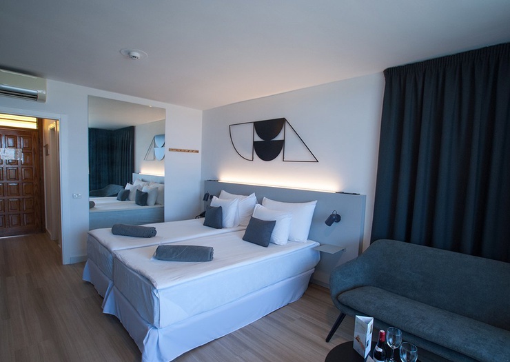 Junior suite estándar Hotel Coral Suites & Spa Playa de las Américas Junior suite estándar Hotel Coral Suites & Spa Playa de las Américas