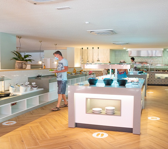 Restaurante buffet Apartamentos Coral Compostela Beach Playa de las Américas