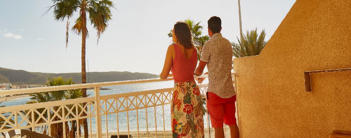 ¡Disfruta de tus vacaciones! Coral Hotels ¡Disfruta de tus vacaciones! Coral Hotels