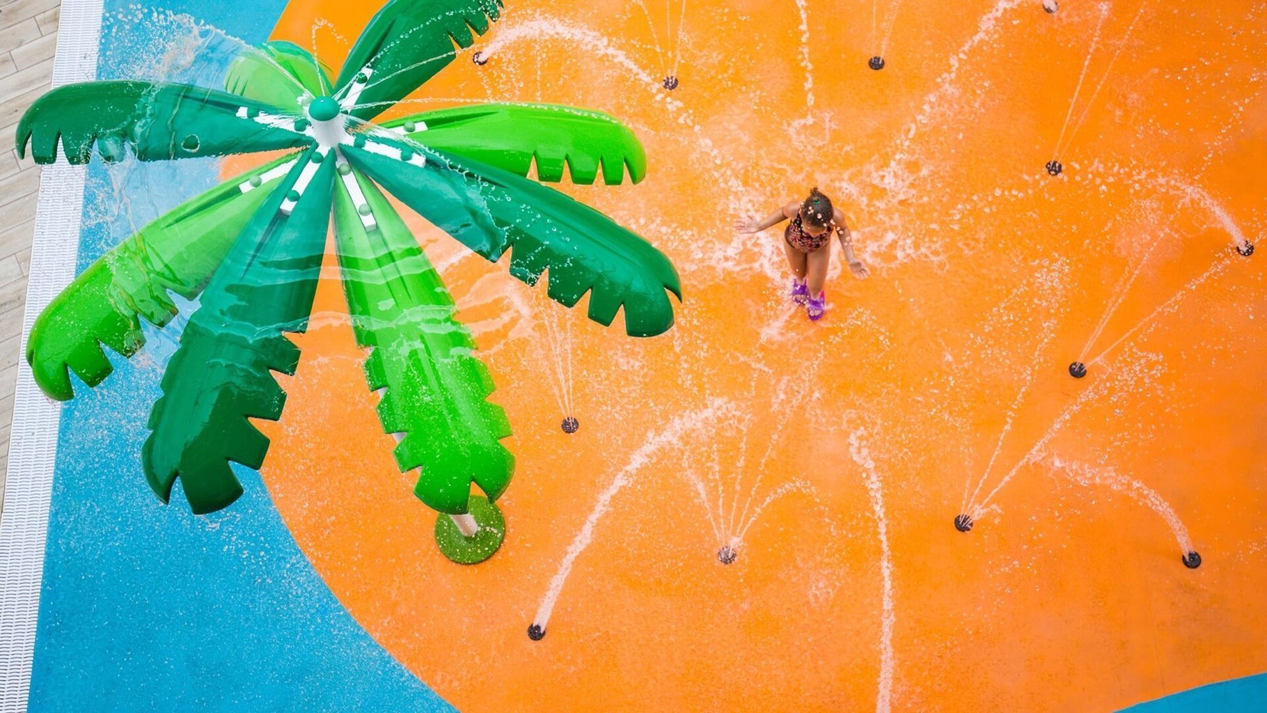 COMPARTE CON LOS TUYOS Coral Hotels COMPARTE CON LOS TUYOS Coral Hotels
