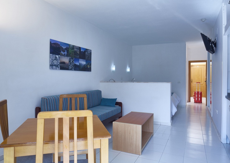 Junior suite vista jardin / piscina Apartamentos Coral Teide Mar Puerto de la Cruz Junior suite vista jardin / piscina Apartamentos Coral Teide Mar Puerto de la Cruz