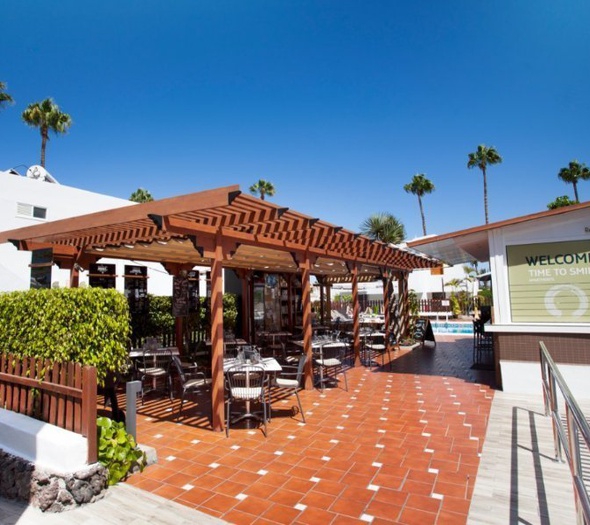 Bar piscina Apartamentos Coral Dreams Costa Adeje
