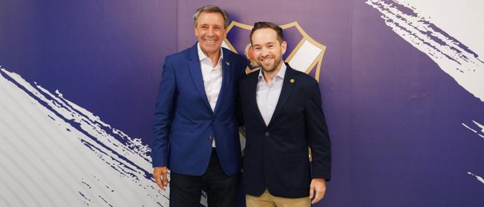 Coral Hotels y el CD Tenerife firman un acuerdo de colaboración para la temporada 2026/2027 Coral Hotels Coral Hotels y el CD Tenerife firman un acuerdo de colaboración para la temporada 2026/2027 Coral Hotels