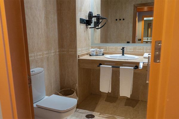 Habitación familiar estándar Hotel Coral Cotillo Beach El Cotillo Habitación familiar estándar Hotel Coral Cotillo Beach El Cotillo