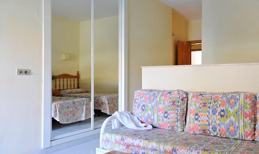 Estudio vista jardín/piscina 2 adultos + 1 niño Apartamentos Coral Teide Mar Puerto de la Cruz Estudio vista jardín/piscina 2 adultos + 1 niño Apartamentos Coral Teide Mar Puerto de la Cruz