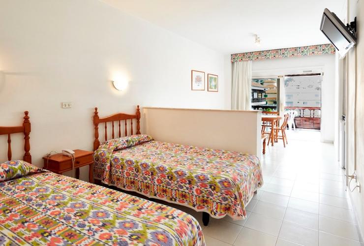 Estudio Jardín / Vista Piscina Paquete Ciclista Apartamentos Coral Teide Mar Puerto de la Cruz Estudio Jardín / Vista Piscina Paquete Ciclista Apartamentos Coral Teide Mar Puerto de la Cruz