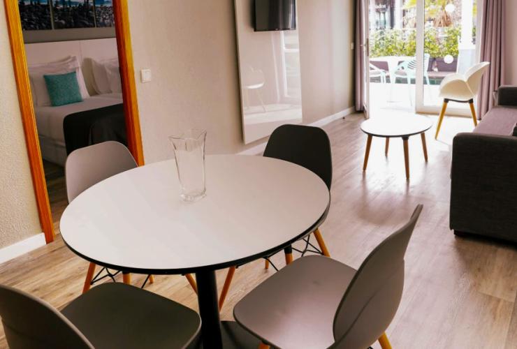 Apartamento A1 Swim-Up con Piscina Privada Apartamentos Coral Compostela Beach Golf Playa de las Américas Apartamento A1 Swim-Up con Piscina Privada Apartamentos Coral Compostela Beach Golf Playa de las Américas