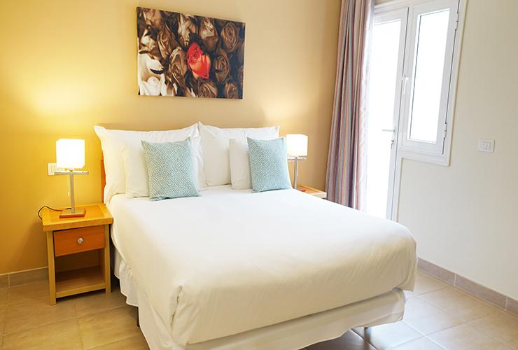 Apartamento 2 dormitorios (2-5 personas) Apartamentos Coral Los Silos Apartamento 2 dormitorios (2-5 personas) Apartamentos Coral Los Silos