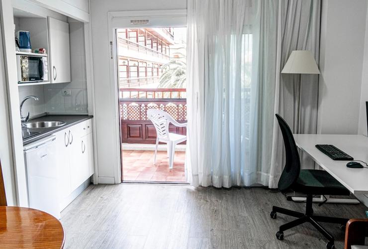 Junior Suite Vista Jardín / Piscina Workation Apartamentos Coral Teide Mar Puerto de la Cruz Junior Suite Vista Jardín / Piscina Workation Apartamentos Coral Teide Mar Puerto de la Cruz